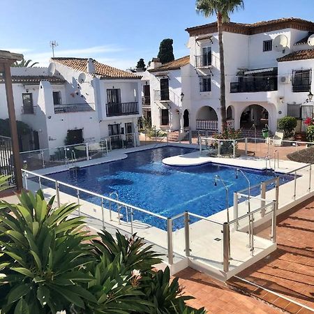 Nueva Nerja Pueblo Andaluz Casa Grafton Villa Exterior photo